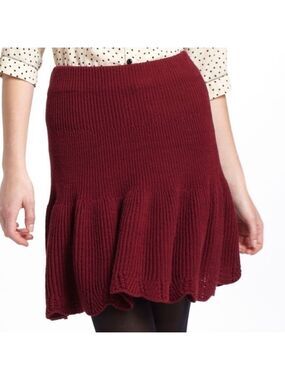 Anthropologie Leifnotes Pull-on Sweater Skirt Size L Burgundy Scalloped Hem EUC